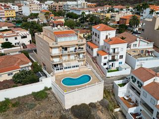 Apartament a Calle garañaña, arona, spain 87, ed.achaman. Piso en venta en costa del silencio