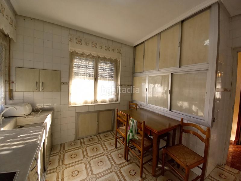 Foto bc7d3e1d-f4ef-41d6-b053-76d5a2c23910. Haus mit heizung parking in Piedras Blancas Castrillón