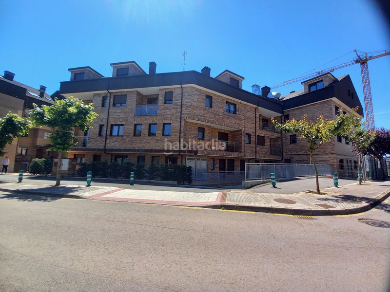 Foto c88f31ae-f23e-4a6f-9afe-d2e2f9cc8d72. Pis a calle dolores medio 37 a Piedras Blancas Castrillón