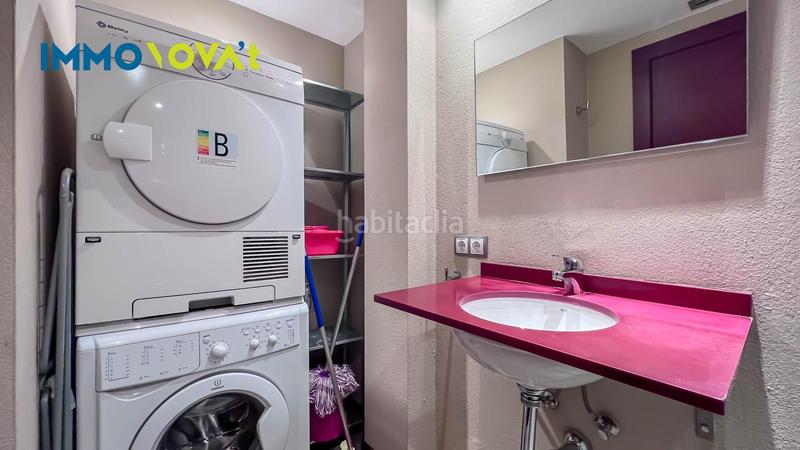 Foto af1e9797-c0cd-4a21-b994-88487f9fec8f. Alquiler piso  de 1 habitación con pk y trastero en Girona