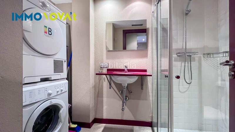 Foto fc85fd94-aa2d-4bb9-ba24-d47870adb4c4. Alquiler piso  de 1 habitación con pk y trastero en Girona