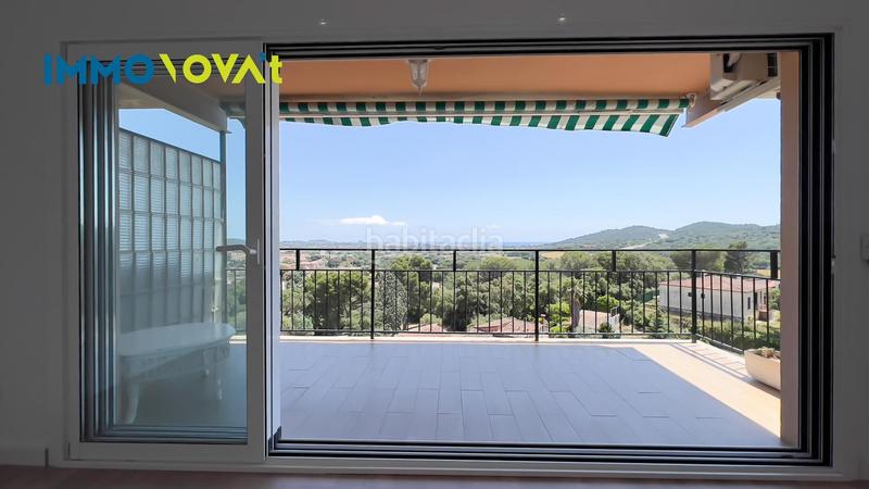 Foto 625d592b-2085-48ab-9a51-b2187272a5b7. Piso apartamento reformado con vistas al mar en Cabanyes-Mas Ambrós-Mas Pallí Calonge