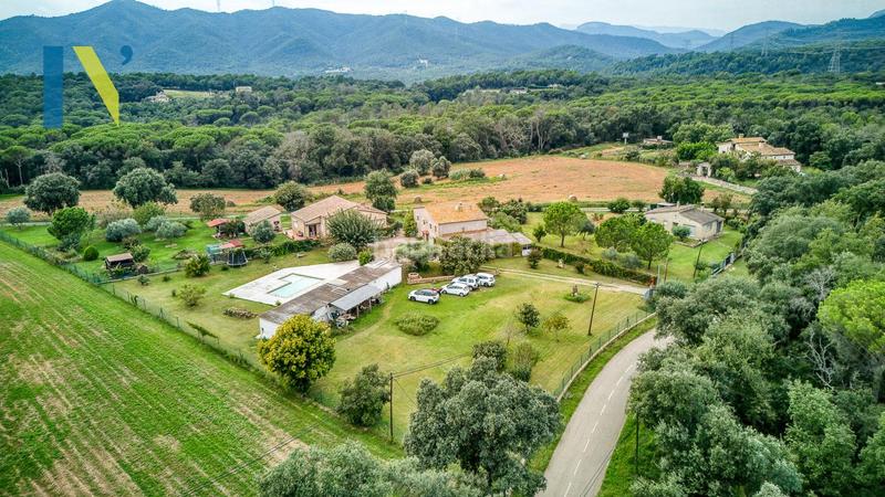 Foto e22e37fc-646b-4499-80b8-7b49c90f275d. Masía  con alma en Sant Gregori