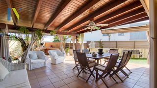 Casa a schiera  De raset. Jardín, piscina y vida exterior en vilablareix