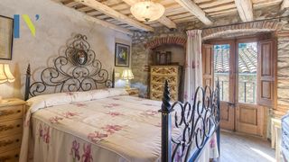Casa  Calle de frança. Casa de pueblo en el centro de osor