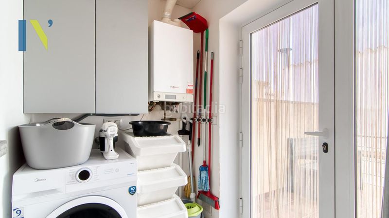 Foto f28b32a7-77c4-4ccb-8656-d8eedbffed0a. Casa amb aparcament a Bescanó