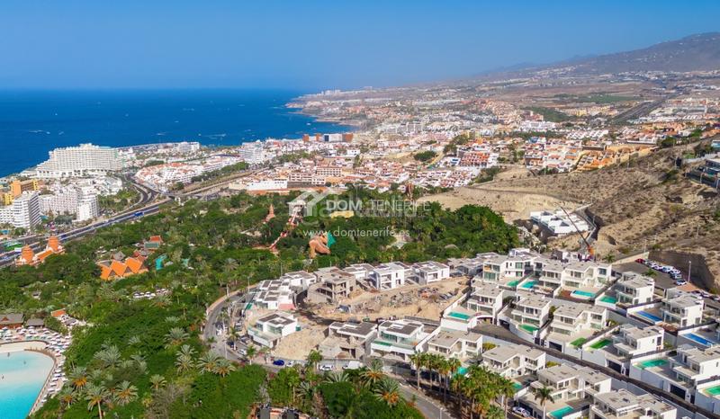 Foto 7c755126-e31a-4aab-b373-7df58d42ed1f. Casa amb aparcament piscina a La Caldera Adeje