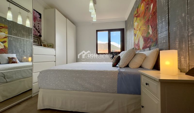 Foto 75f5a9e6-f035-44fc-873d-b1c231b1d7cc. Casa amb aparcament a Playa Fañabé Alto Adeje