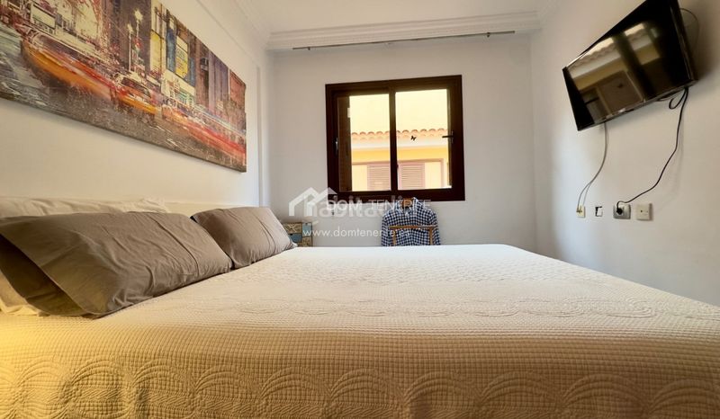 Foto b6f2bbcf-53ec-4286-9d16-df3f2ef05a20. Casa amb aparcament a Playa Fañabé Alto Adeje