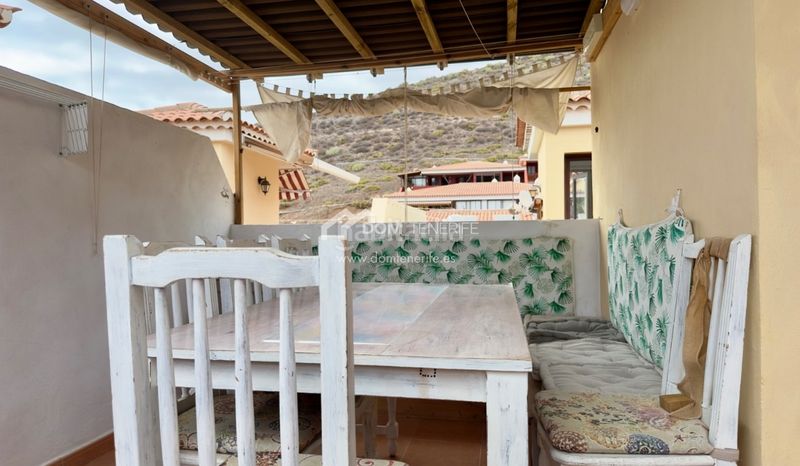 Foto fcc92d95-7e70-4049-9754-07377fbf3784. Casa amb aparcament a Playa Fañabé Alto Adeje