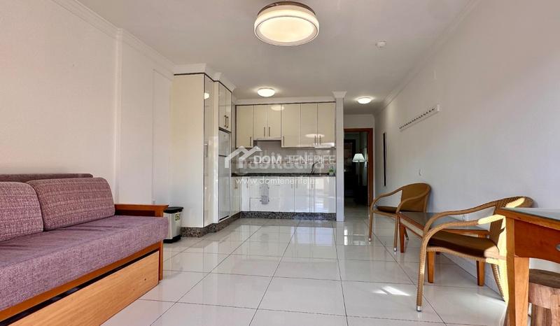 Foto 0daa99ad-0de8-46c3-a4c5-8abb4ef55e45. Lloguer pis amb aparcament piscina a Playa de las Américas Arona