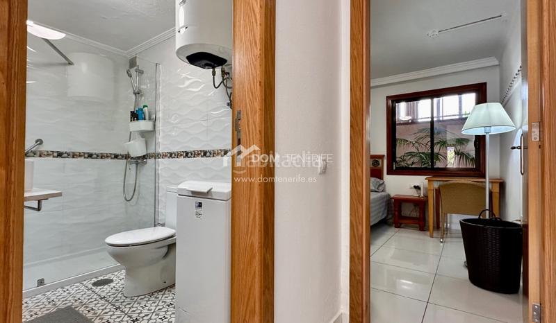 Foto 29d9563a-42ba-40c4-8263-f44172f36985. Lloguer pis amb aparcament piscina a Playa de las Américas Arona