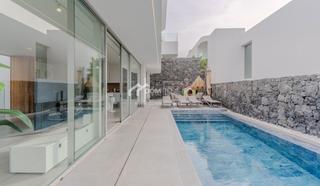 Casa en Callao Salvaje - Playa Paraíso. Moderna villa situada a 150 metros del océano con una vista únic