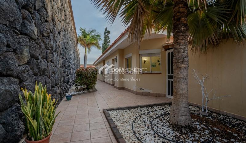 Foto 0c2a95a6-6d89-481b-b111-35af5213153c. Maison avec parking piscine dans Puerto de Santiago Santiago del Teide