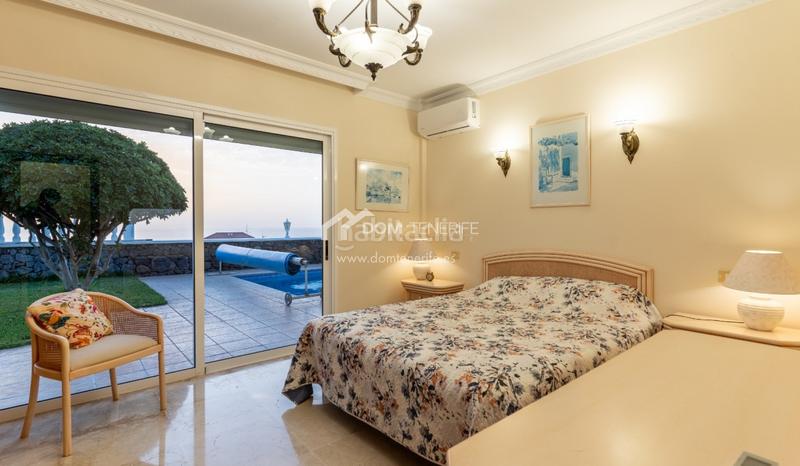 Foto bb6dd61a-22d2-49f0-bbb8-eb175b230819. Maison avec parking piscine dans Puerto de Santiago Santiago del Teide