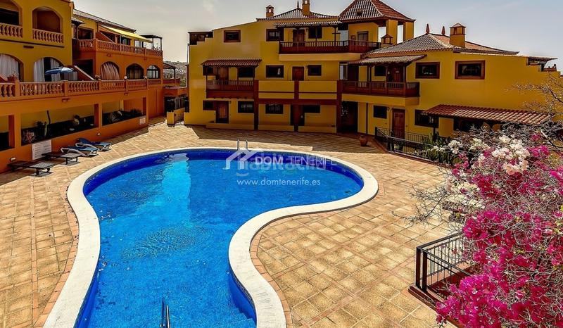 Foto 005afd53-536c-4ba1-be91-5818145187e3. Appartement avec piscine dans Playa del Duque Adeje