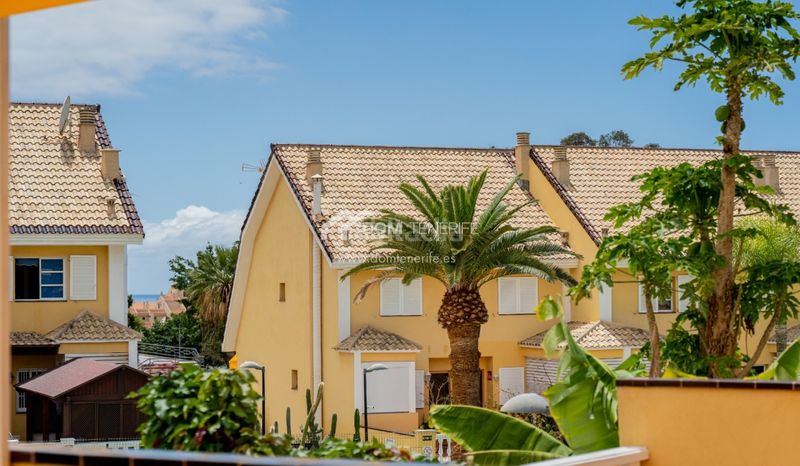 Foto bd464069-347b-45ce-b9b2-ce341248e79d. Casa amb aparcament piscina a Playa de las Américas Arona