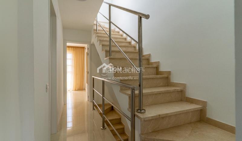 Foto 93bb8426-9c7b-494f-b269-a18013ce670b. Maison avec parking piscine dans Playa de las Américas Arona