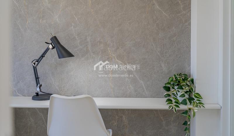 Foto b4ce3458-bd24-4a1e-ad48-e2059dbd6909. Maison avec parking piscine dans Playa de las Américas Arona