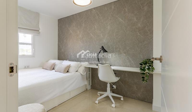 Foto ded8c178-86d7-410f-bdfb-5a6c21a3d69e. Maison avec parking piscine dans Playa de las Américas Arona