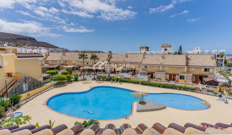 Foto f1883588-13d9-4252-81c3-1afe9d2e4fcb. Maison avec parking piscine dans Playa de las Américas Arona