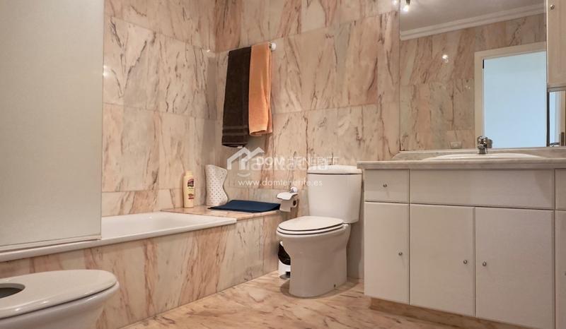 Foto 799115ca-6d29-4a5b-b045-7b2a9809611d. Flat with heating parking pool in Puerto de Santiago Santiago del Teide