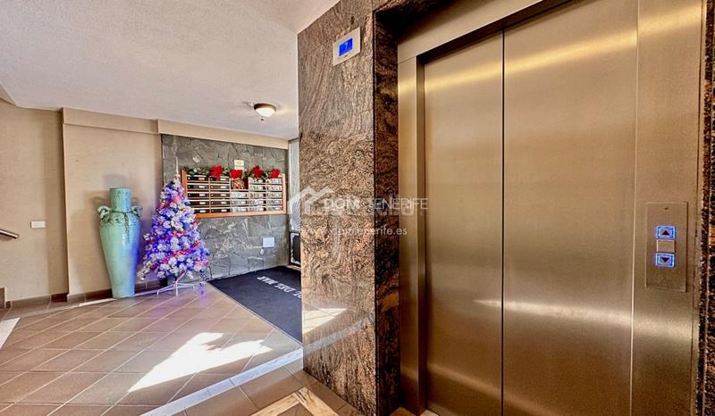 Foto a29cdd80-dad4-4dcd-9680-692c49ce3e82. Flat with heating parking pool in Puerto de Santiago Santiago del Teide