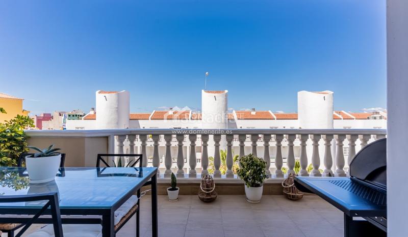 Foto 674e1c19-e5f2-4954-9bce-07e6182e3a01. Piso dom tenerife se complace en presentar una excelente oportunidad de adquirir un elegante piso de 1 dormitorio en el exclusivo compl en Santiago del Teide