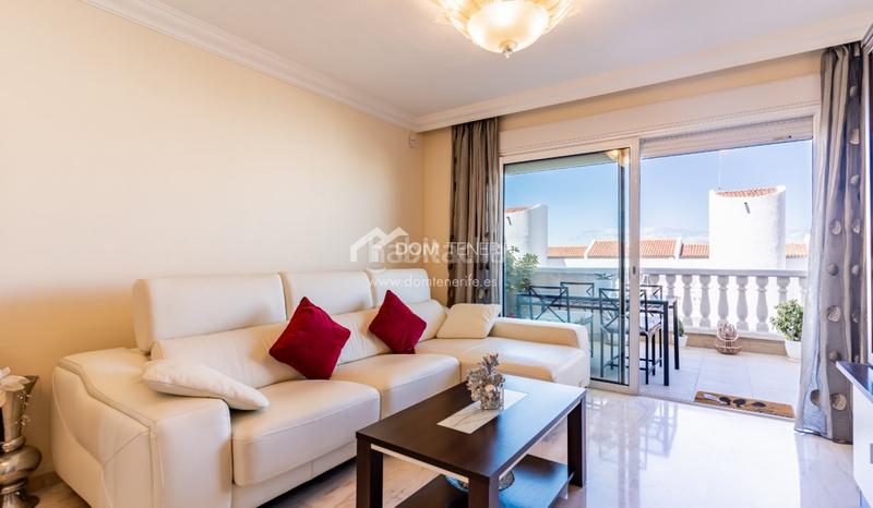 Foto 93b2efa4-5ea8-4f9e-97b6-177244d2520c. Piso dom tenerife se complace en presentar una excelente oportunidad de adquirir un elegante piso de 1 dormitorio en el exclusivo compl en Santiago del Teide