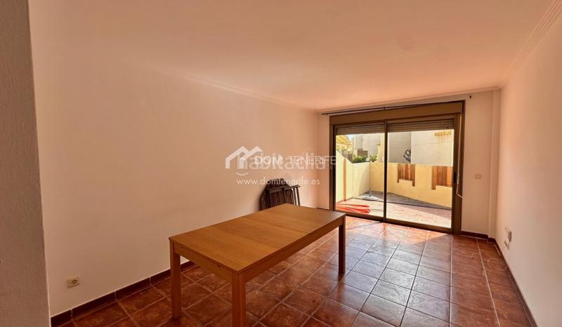 Foto a75a4ced-9e58-4e55-926d-f5d1fc69415c. Casa amb aparcament piscina a Los Abrigos Granadilla de Abona