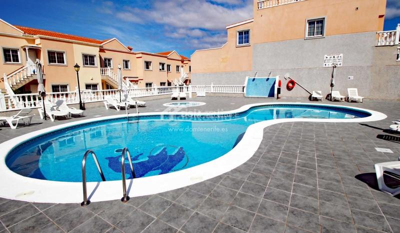Foto 1adffeb3-661d-444c-8fdf-aed6efdb2eb0. Appartamento con parcheggio piscina in Torviscas Centro y Alto Adeje