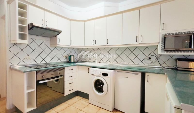 Foto f7609d93-f88b-4b36-9292-e609aa226d17. Pis amb piscina a Los Cristianos Arona