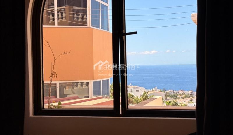 Foto 3b939342-345f-4729-8da5-a46152237f62. Casa  adosada denbsplujo con impresionantes vistas al océano en la zona más exclusiva del sur de tenerife. esta propiedad excepcion en Adeje