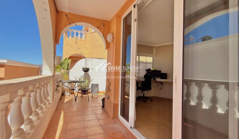 Foto eabdb77e-8970-4569-be47-c902e9b5a365. Casa  adosada denbsplujo con impresionantes vistas al océano en la zona más exclusiva del sur de tenerife. esta propiedad excepcion en Adeje