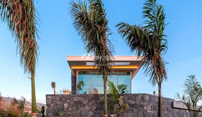 Foto fbdccb51-d985-44f4-9274-365155a03950. Casa amb aparcament piscina a Abama Guía de Isora