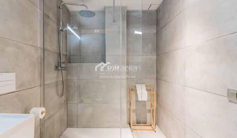 Foto 4a3f8566-aa05-4aa0-bd34-4e6272a1eaf3. Etagenwohnung mit pool in Casco Urbano Adeje