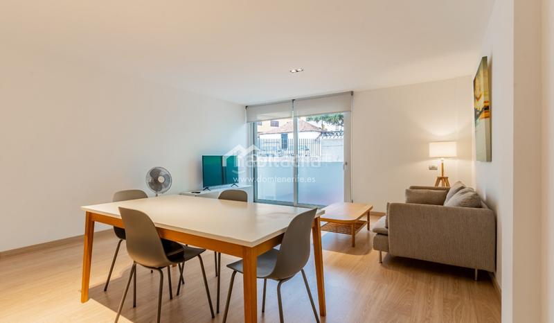 Foto 5525f644-f358-48b1-a3ce-1fb9b5857cbe. Etagenwohnung mit pool in Casco Urbano Adeje