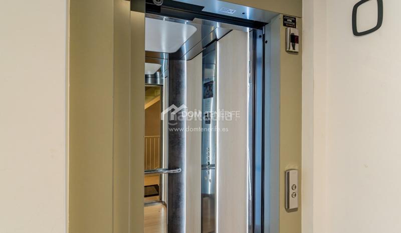 Foto b870b7b7-f7ac-4ffc-baa0-d4ecb331074f. Etagenwohnung mit pool in Casco Urbano Adeje