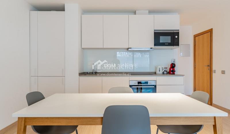 Foto fe3d1311-aa9a-4147-8a04-15451af4c0bd. Etagenwohnung mit pool in Casco Urbano Adeje