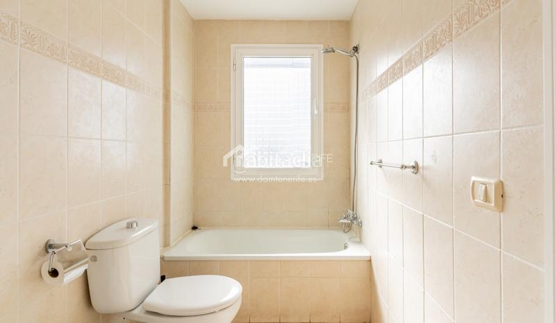 Foto 350f2114-ab25-4e02-b7a8-6a9e2d2745fc. Casa amb aparcament a Fañabé - Ifonche y Benítez Adeje