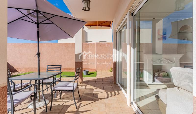 Foto 7e19f98d-8ef1-4c3f-86dd-71116d5a6e7d. Casa amb aparcament a Fañabé - Ifonche y Benítez Adeje