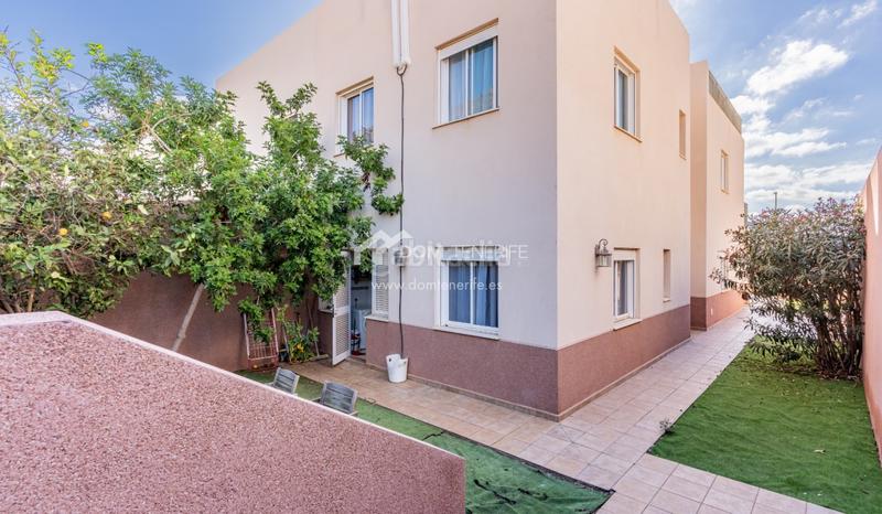 Foto a3f794a7-f16d-410e-9f9e-ab7aa94ba6d9. Casa amb aparcament a Fañabé - Ifonche y Benítez Adeje