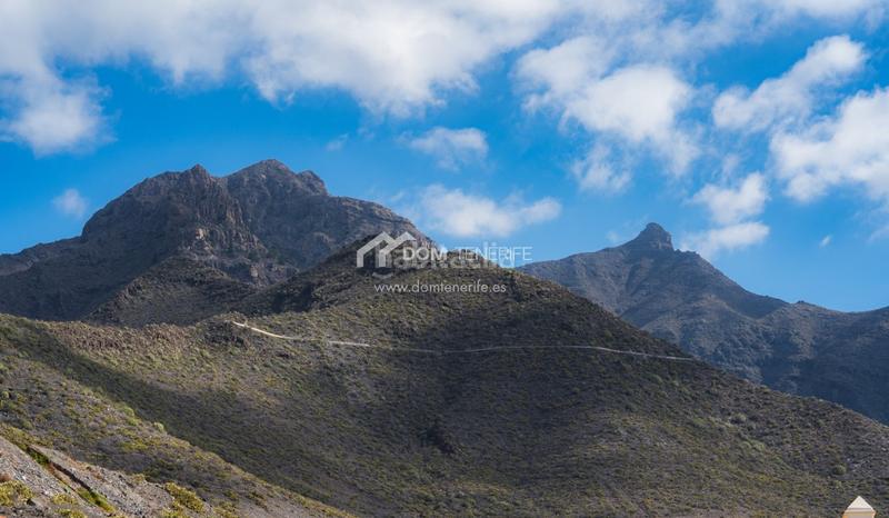 Foto aaeb4bda-099e-412c-a22c-45cc374a6351. Casa amb aparcament a Fañabé - Ifonche y Benítez Adeje