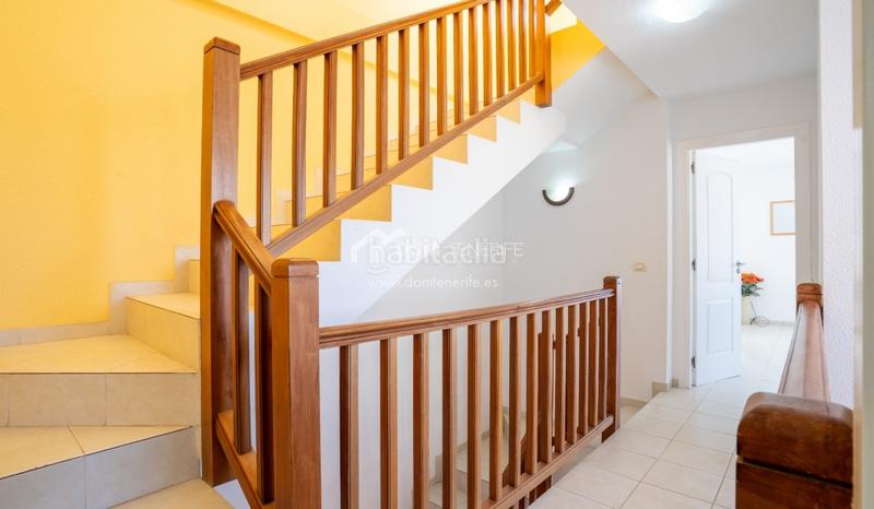 Foto c7784fa7-669d-4f39-8f1c-37d756742162. Casa amb aparcament a Fañabé - Ifonche y Benítez Adeje