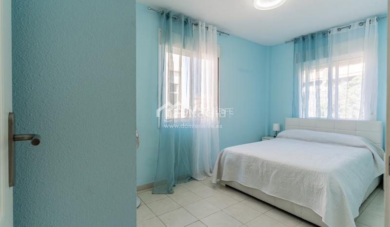 Foto f595dd62-3ae8-455a-8f7a-a72f6bbe5ba6. Casa amb aparcament a Fañabé - Ifonche y Benítez Adeje