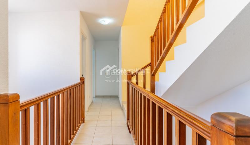 Foto fcf46fb4-4ba7-437c-b7c5-69e7b13cd1b3. Casa amb aparcament a Fañabé - Ifonche y Benítez Adeje