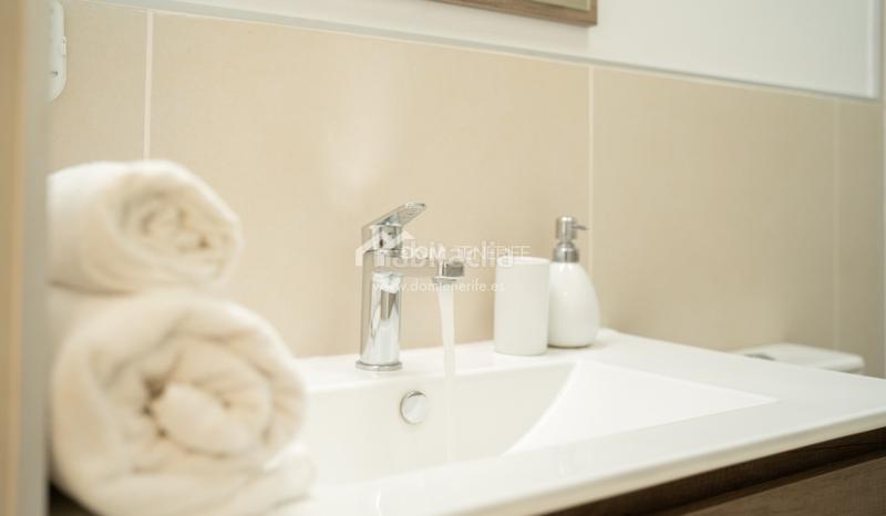 Foto 182c1d37-b631-4e2b-a515-97b25083965a. Etagenwohnung mit parking pool in Casco Urbano Adeje