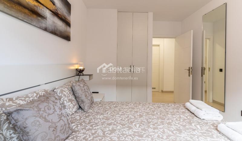 Foto 271645e7-cbd0-4cfd-b952-b4c6586a948b. Etagenwohnung mit parking pool in Casco Urbano Adeje