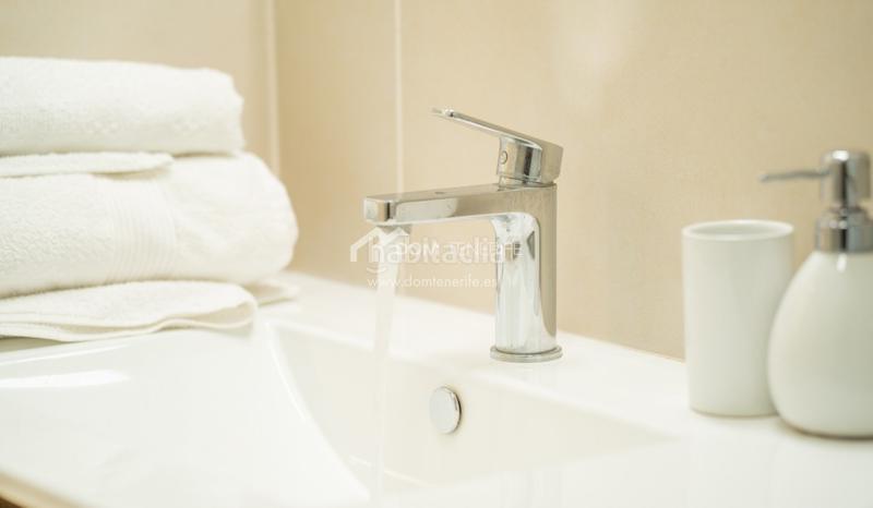 Foto 9fae3a25-272e-461c-bd15-70f89a54f556. Etagenwohnung mit parking pool in Casco Urbano Adeje