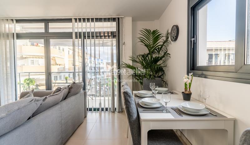 Foto e368bd97-ff62-4f5d-ae32-c0b1f4e5c2db. Etagenwohnung mit parking pool in Casco Urbano Adeje